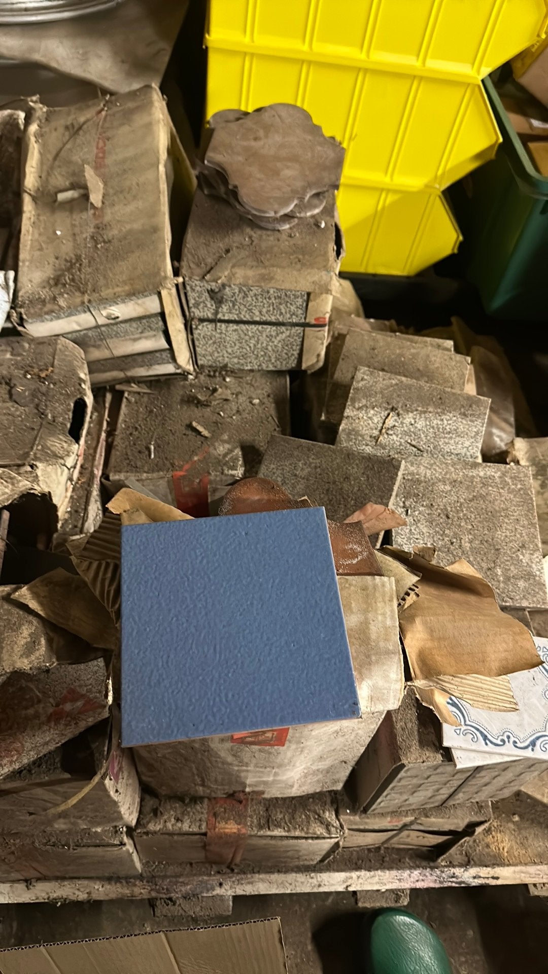 Klein lot blauwe tegels - gratis, Ophalen, Zo goed als nieuw