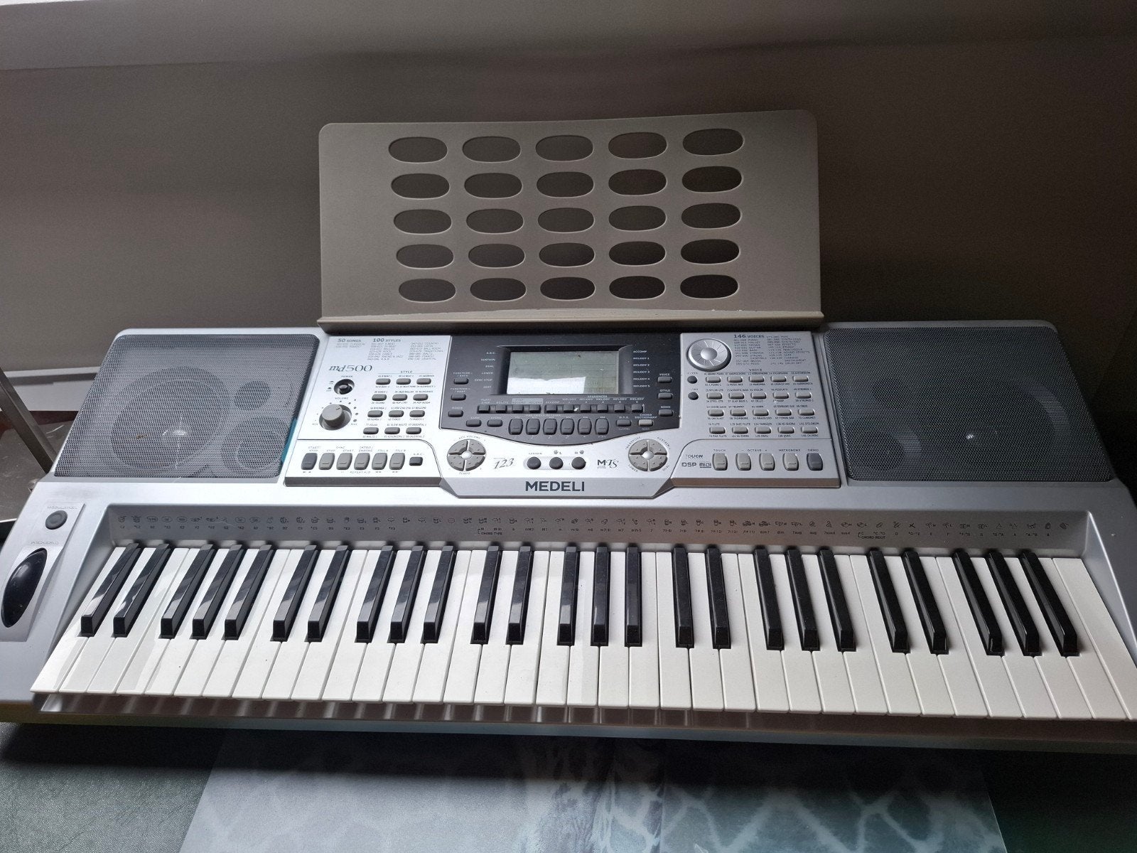 Medeli MD500, Muziek en Instrumenten, Keyboards, Ophalen, Gebruikt, 61 toetsen, Medeli
