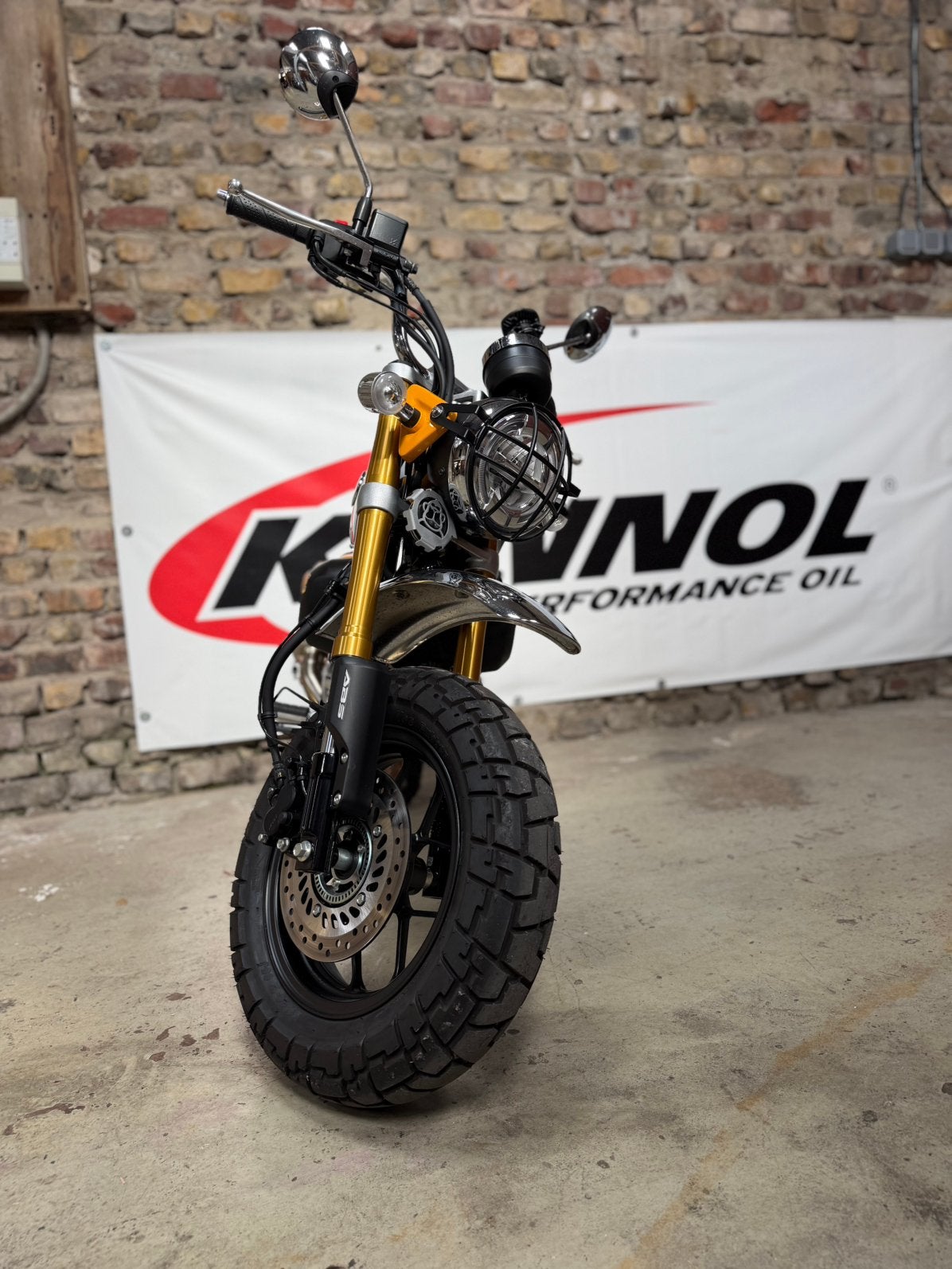 Honda monkey 125 encore sous garantie honda, 128 cm³, Occasion, Particulier, Éclairage LED