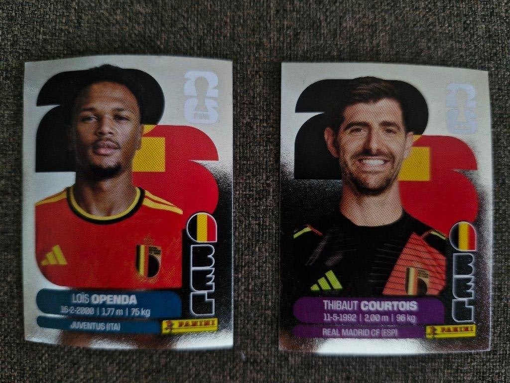 Panini fifa wk 2026 Courtois en Openda zilver ruilen, Enlèvement ou Envoi, Neuf, Autocollant
