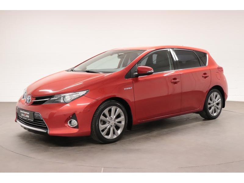 Toyota Auris 1.8 HSD Lounge CVT Toyota Auris Lounge 1.8 HSD, Rouge, Achat, 5 portes, https://public.car-pass.be/vhr/efd6540a-65ba-46b2-b278-60db25f4eb4d