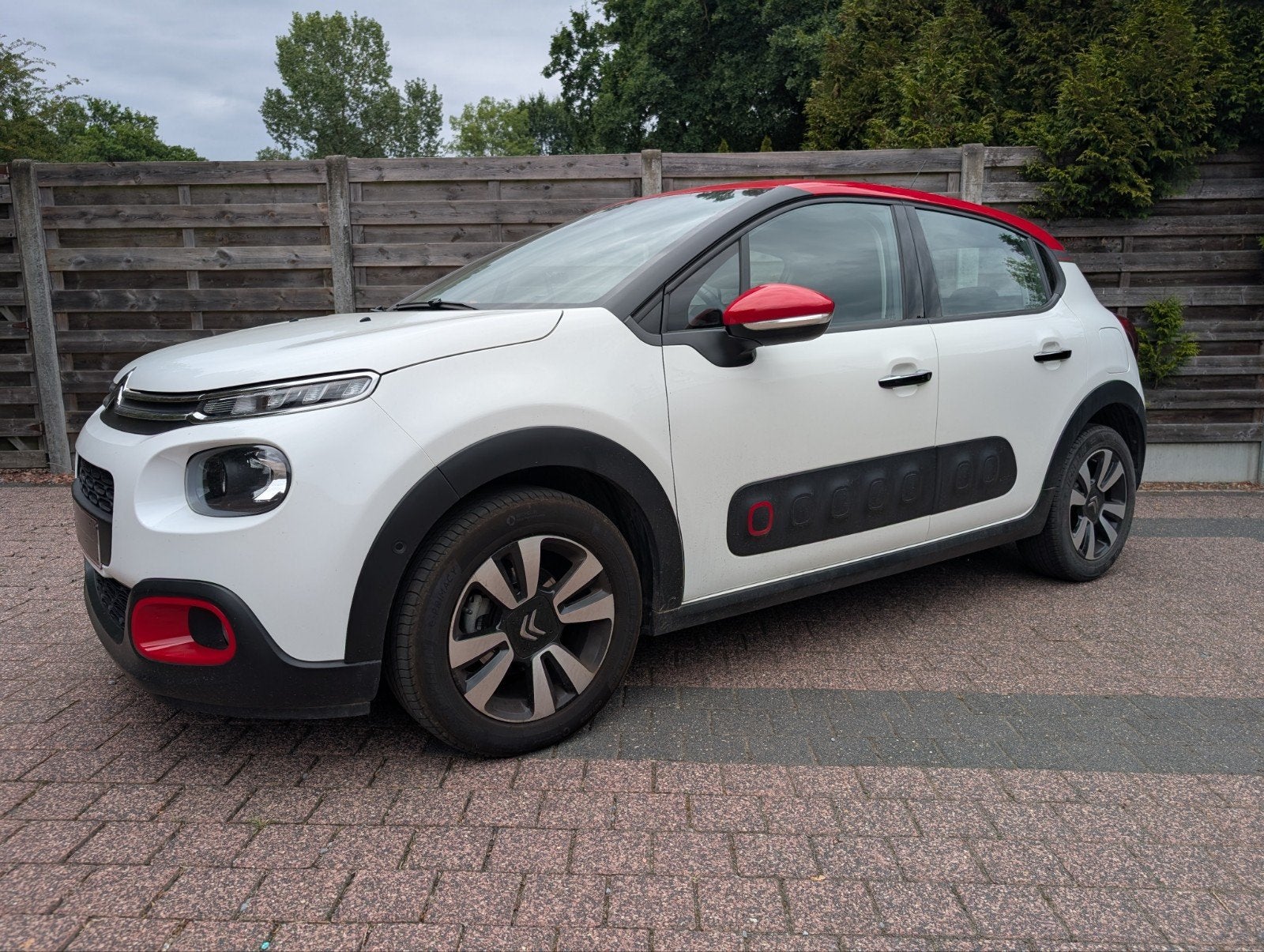 Citroën C3 1.2 PureTech 110 S&S EAT6 Shine, Autos, Achat, Particulier, Caméra de recul, C3