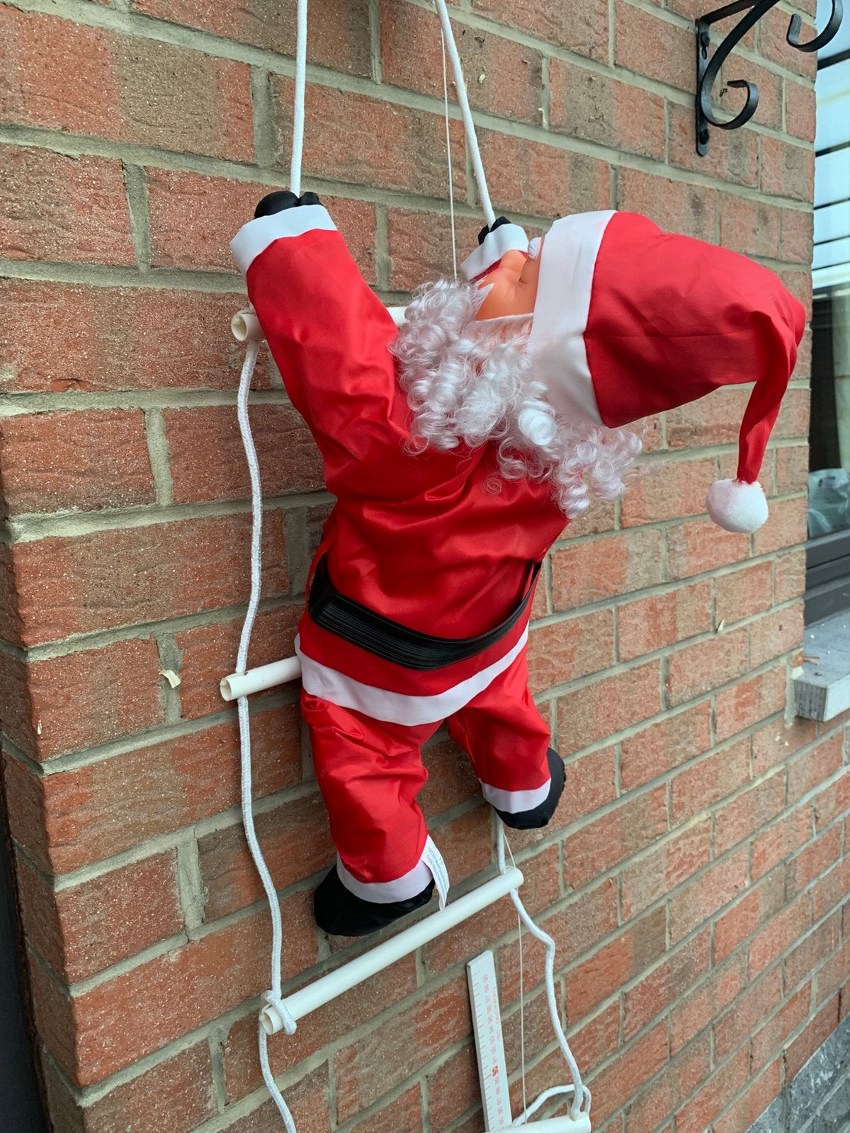 Pere Noel grimpant sur echelle - comme neuf, Divers, Enlèvement ou Envoi, Comme neuf