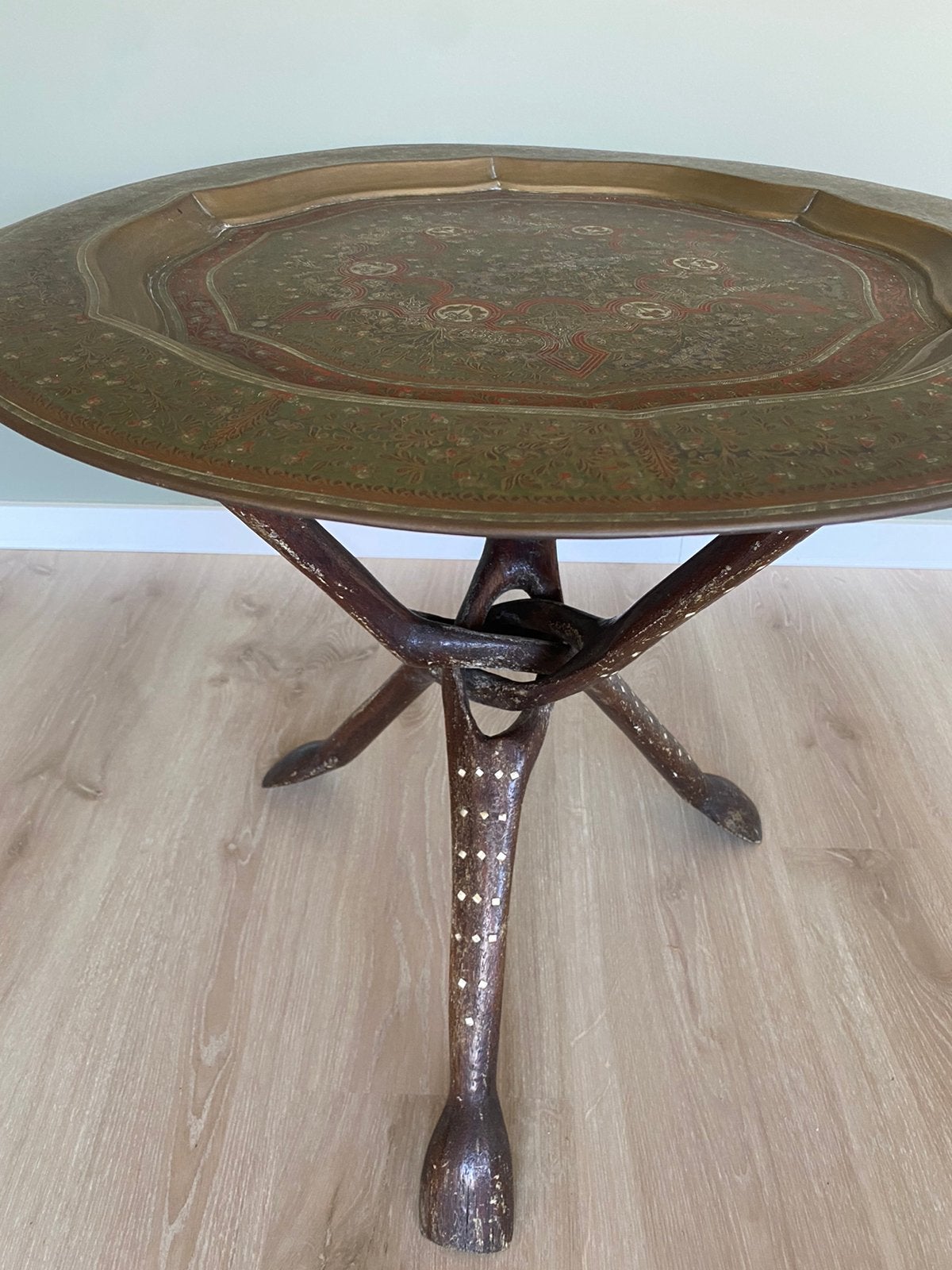 Oosterse handgemaakte bijzettafel/ salontafel, Ophalen