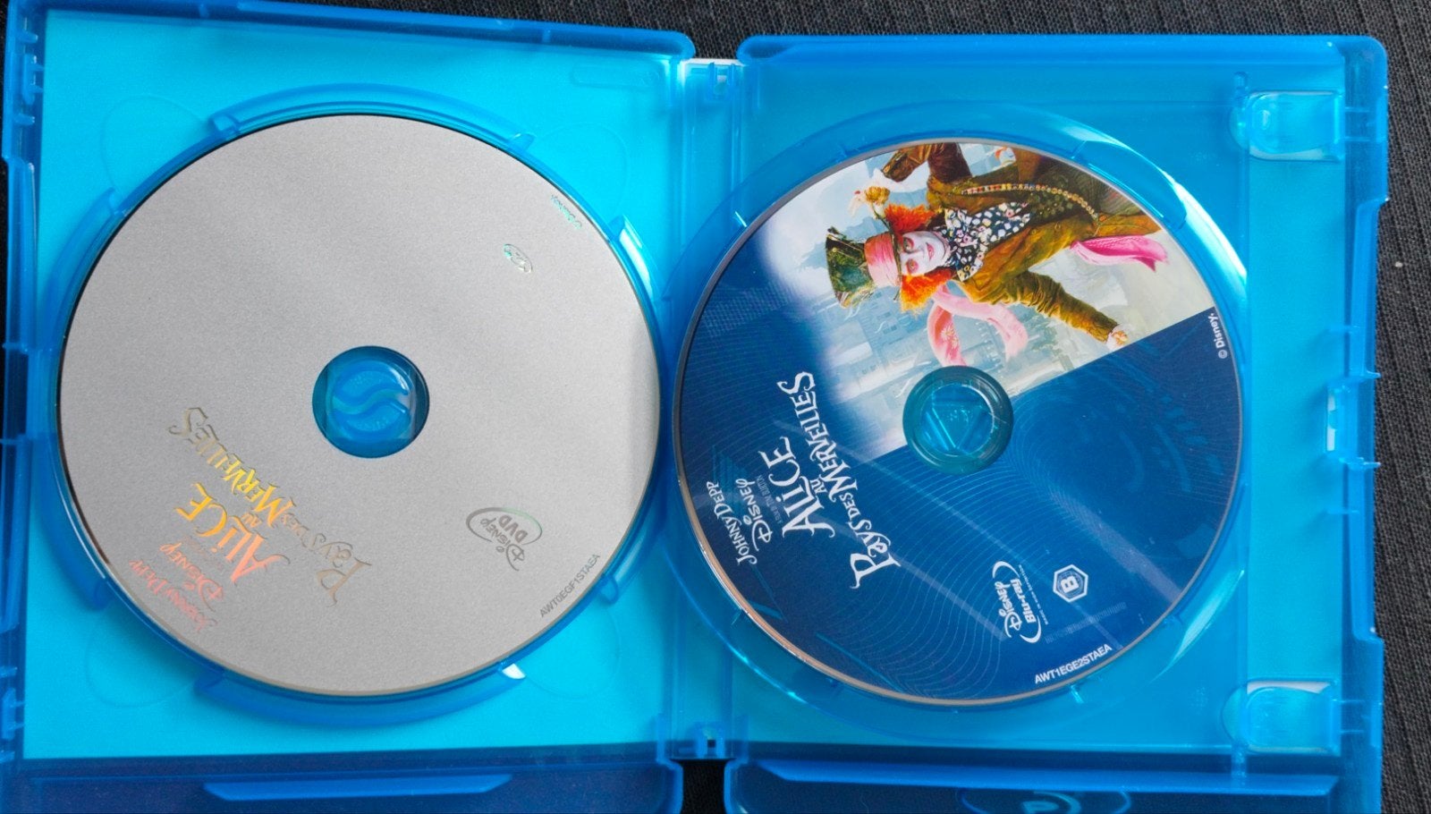 Alice in Wonderland (blu Ray) No dutch subs, Ophalen, Film, Vanaf 9 jaar, Zo goed als nieuw