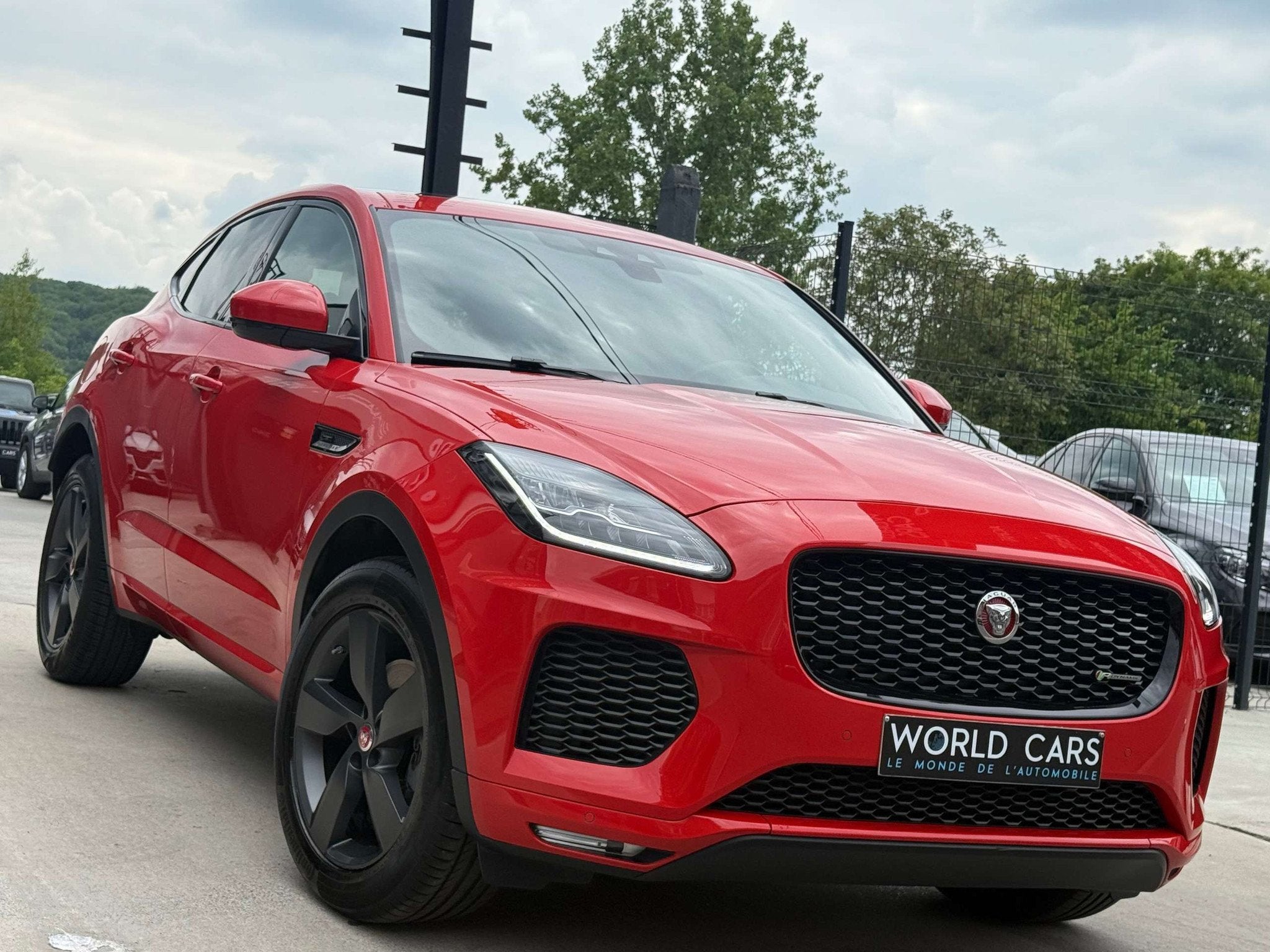 Jaguar E-Pace 2.0 D AWD R-Dynamic HSE - TOIT PANO - COCKPIT, Auto's, Jaguar, https://public.car-pass.be/vhr/79c94de2-a8de-4633-bfaf-c237aaabe2d0