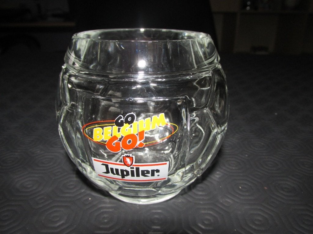 Verre - chope JUPILER "ballon" GO BELGIUM, Collections, Enlèvement, Comme neuf, Verre ou Verres, Jupiler