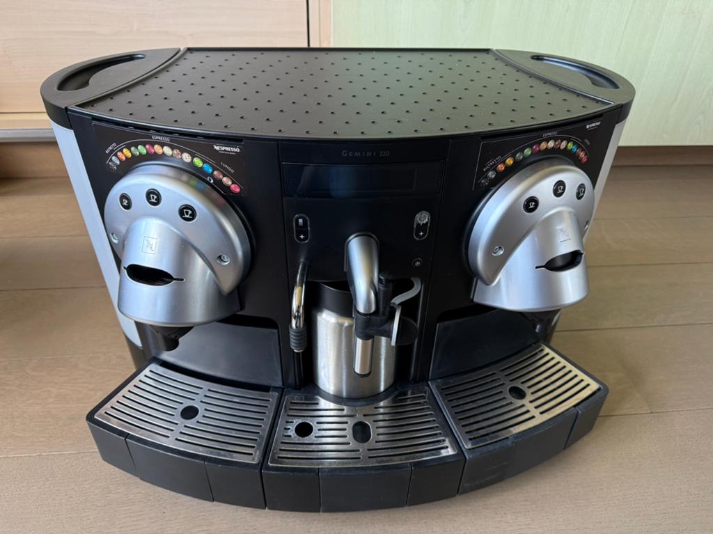 Gemeni 220, Electroménager, Enlèvement, Comme neuf, Cafetière