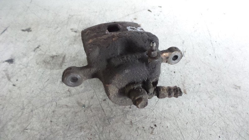 REMKLAUW RECHTS VOOR Nissan Almera (N15) (01-1995/03-2000), Gebruikt, Germany@nissan-services.eu, Kronenweg 38
50389  Wesseling, DE