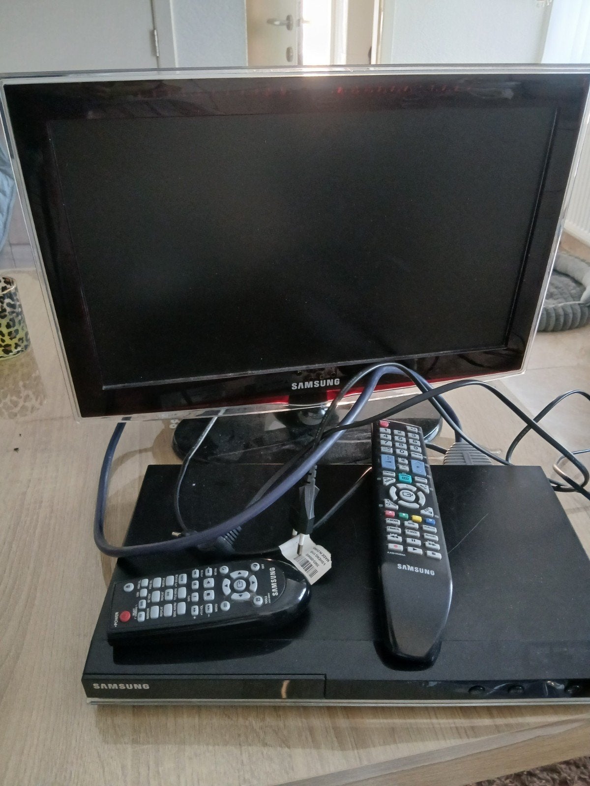 téléviseur et lecteur DVD Samsung, Enlèvement, Comme neuf, Samsung