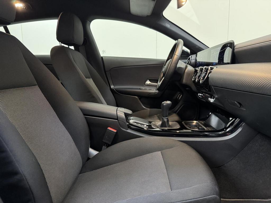 Mercedes-Benz CLA 180 CDI Shooting Break Man. - Airco - GPS, Auto's, 0 kg, 0 cilinders, Euro 6, 110 g/km