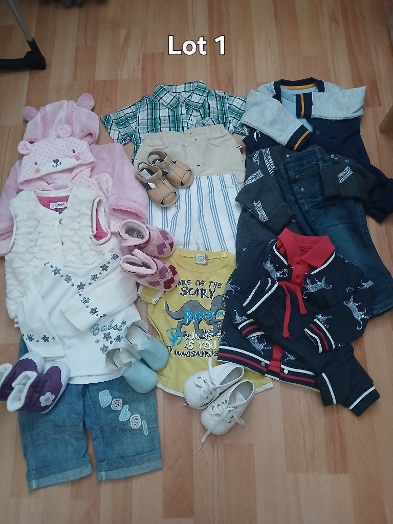 Poppenkleding, Verzamelen, Verzenden, Zo goed als nieuw, Kleertjes
