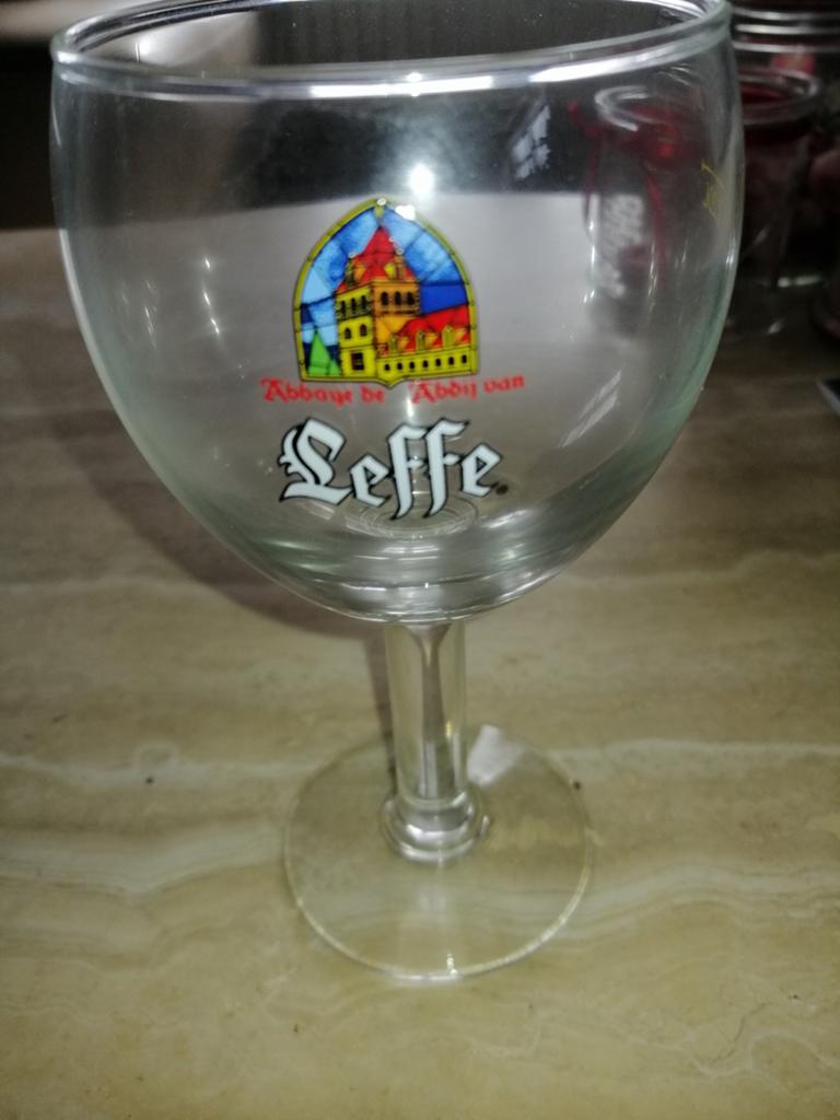 17 verschillende bierglazen, Verzamelen, Ophalen of Verzenden