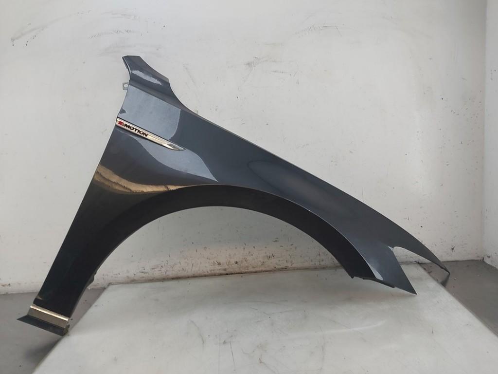 AILE AVANT DROITE Passat (3G2) (|3G0821022A|3G0821022B|), Dhr. J. Ham, Volkswagen, Utilisé, Droite