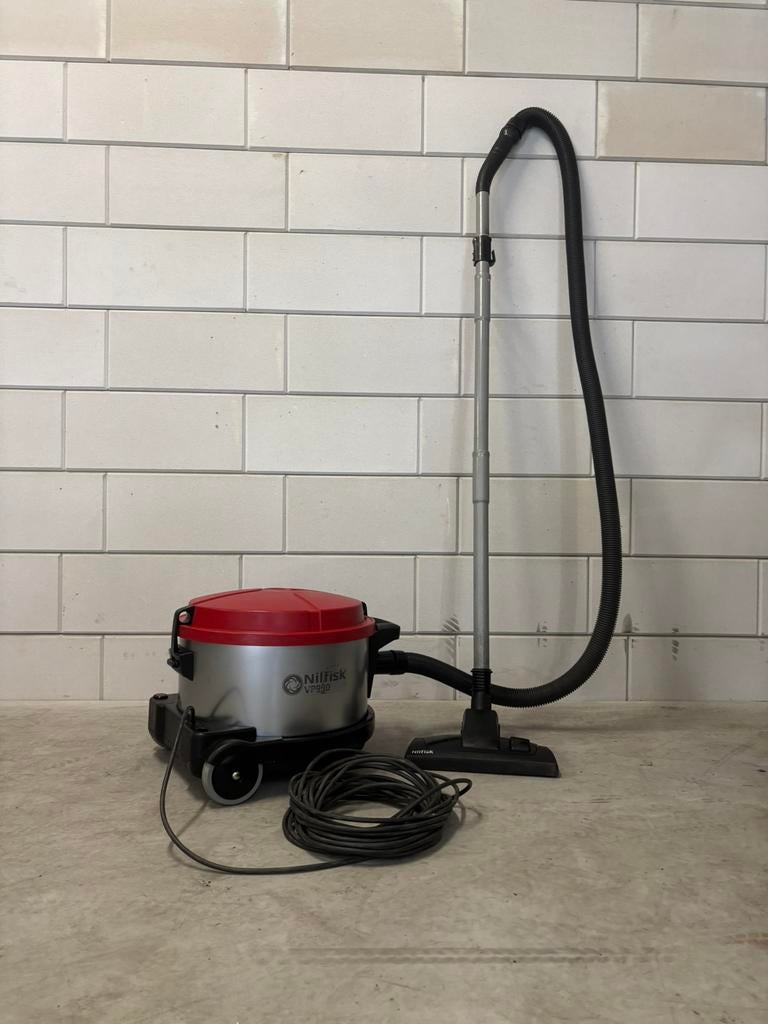 NILFISK VP930 Bouw Stofzuiger, Ophalen of Verzenden, Zo goed als nieuw, Stofzuiger