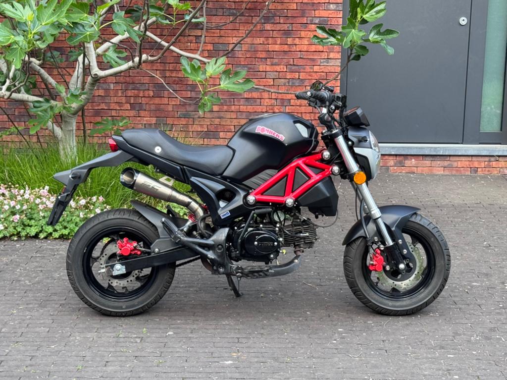Magpower Bombers - 50 cc 4 takt - b klasse (rijbewijs nodig), Fietsen en Brommers, Brommers | Overige merken, Ophalen