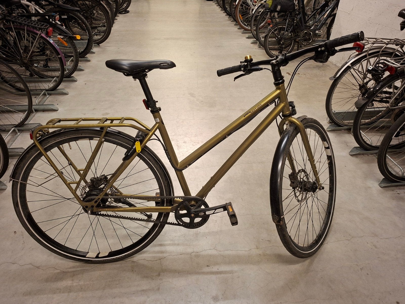 Tout terrain trekking fiets dames maat medium, 28 inch, Gebruikt, 10 tot 15 versnellingen, 47 tot 50 cm