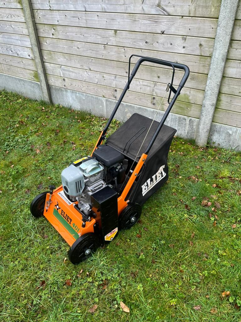 TE HUUR: Verticuteermachine Eliet e401, Tuin en Terras, Ophalen, Zo goed als nieuw