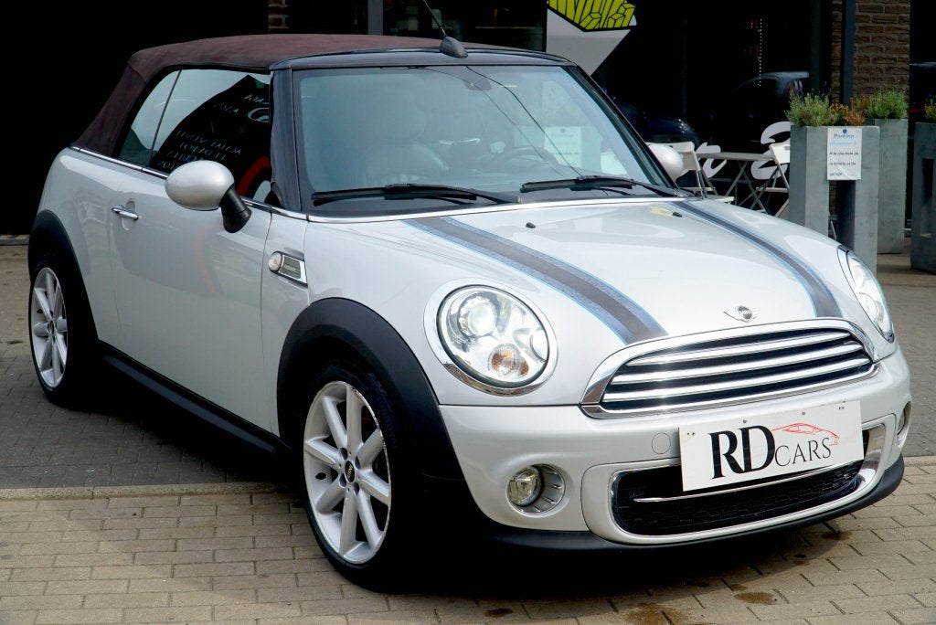 MINI COOPER D CABRIOLET 2015*LEER*XENONS*NAVI*1JAAR GARANTIE, Voorwielaandrijving, 82 kW, 4 cilinders, Cabriolet
