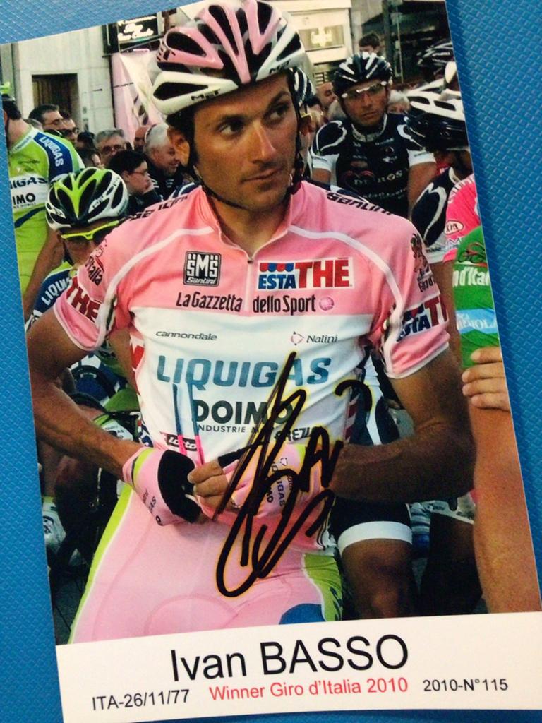 wielerkaart 2010 giro team liquigas ivan basso  signe, Envoi, Comme neuf