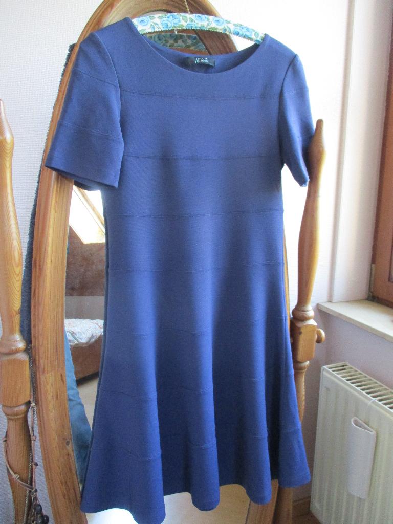 Guess by Marciano kleedje maat 46 ( italiaans ), Guess, Blauw, Maat 46/48 (XL) of groter, Ophalen of Verzenden
