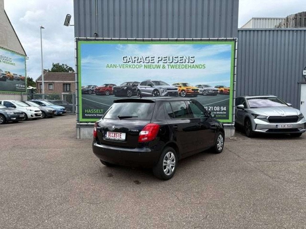 Skoda Fabia 1.2i Ambition €57 x 30, Autos, Skoda, Euro 5, Achat, Entreprise, Boîte manuelle