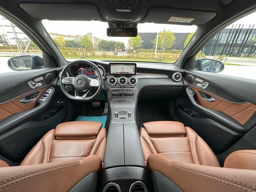 Mercedes GLC 300e 2021 4MATIC Full AMG 90000km, Autos, Mercedes-Benz, Cuir, Achat, Entreprise, Entretenue par le concessionnaire