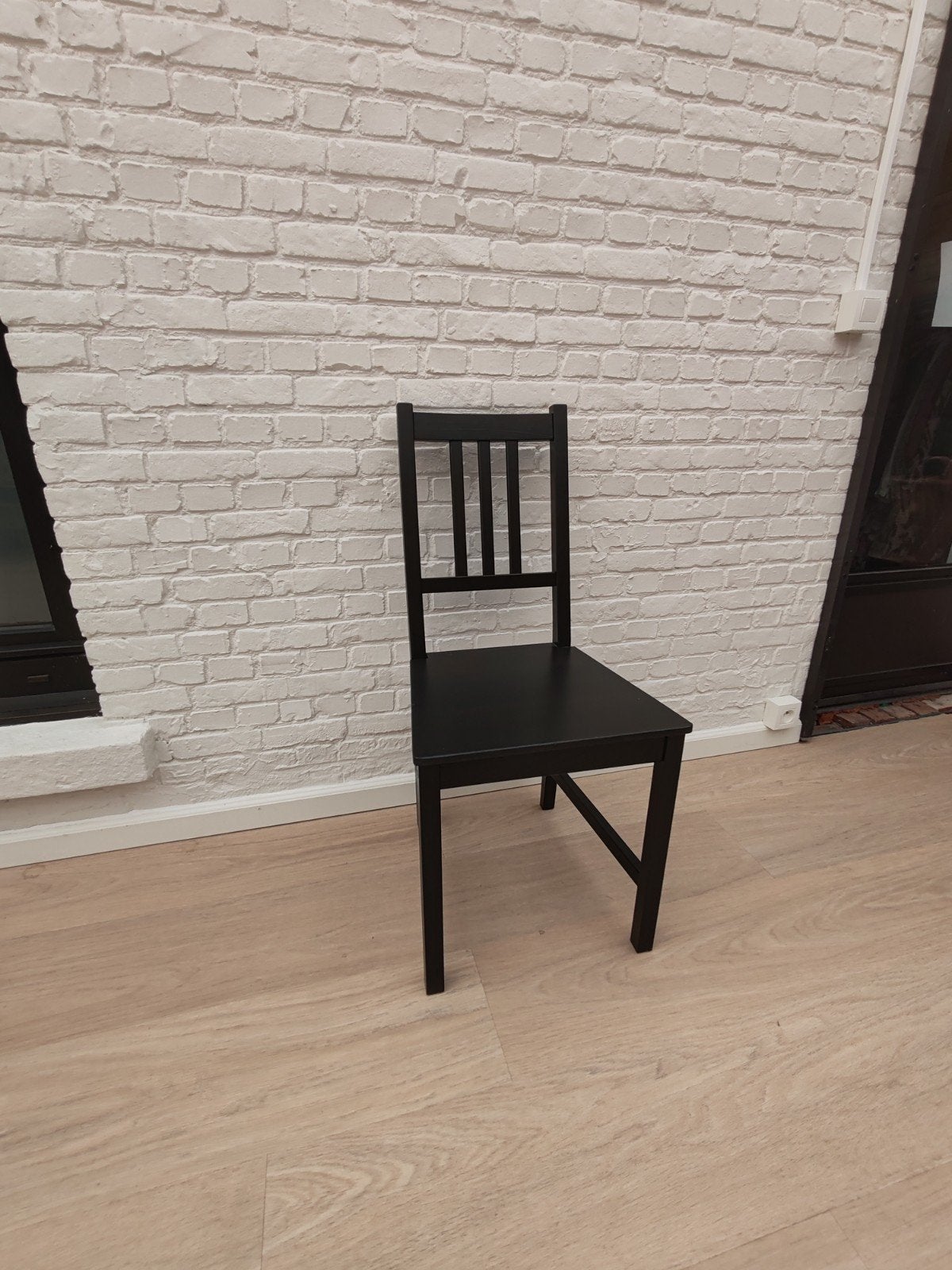 ikea zwarte stoel, heb er meerdere, Ophalen