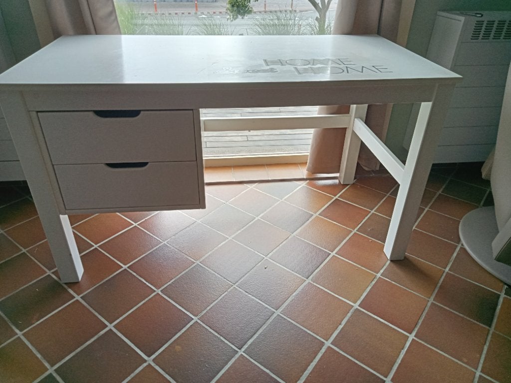 Witte houten bureau, Huis en Inrichting, Ophalen, Gebruikt