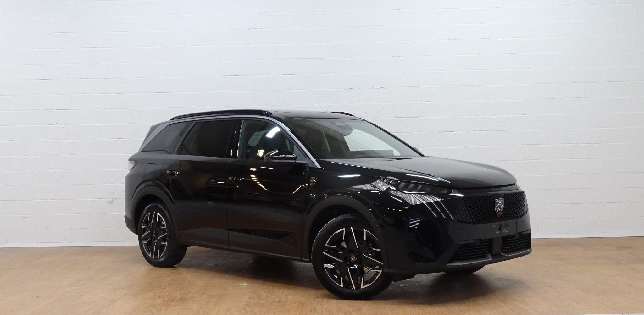 Peugeot 5008 1.2 HYBRID 145 GT +pano dak+7 seats, Stof, Gebruikt, 1700 kg, Bedrijf