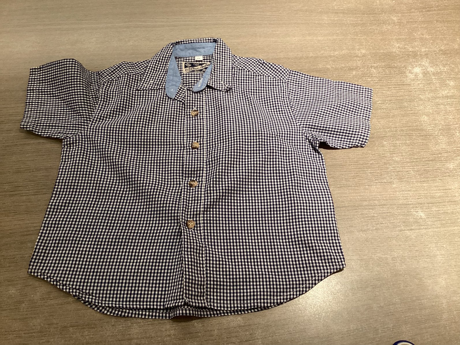 Chemise à carreaux manches courtes - A l'heure Anglaise -104, Enfants & Bébés, Vêtements de bébé | Autre, Enlèvement, Comme neuf