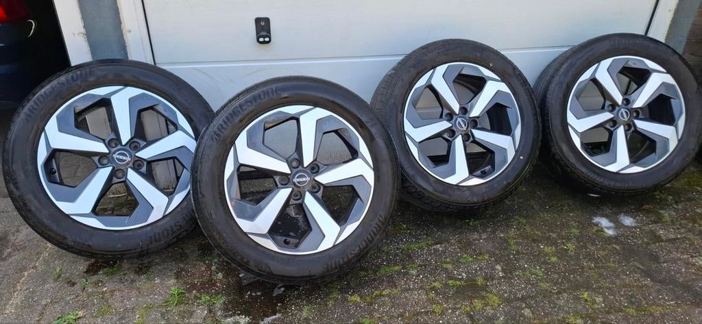 18" originele velgen Nissan Qashqai J12 (2021-heden), Auto-onderdelen, Ophalen, 18 inch, Zomerbanden, Banden en Velgen