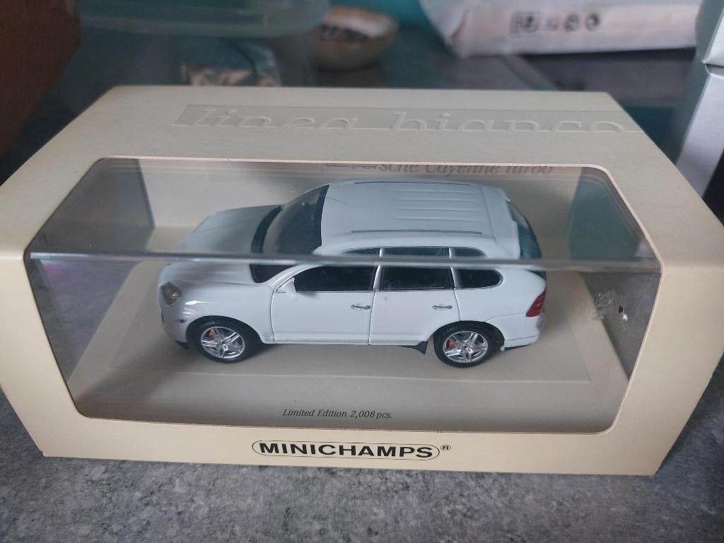 Minichamps Porsche Panamera de 2007 - Edition spéciale Linea, Hobby en Vrije tijd, Ophalen of Verzenden, Nieuw, Auto, MiniChamps