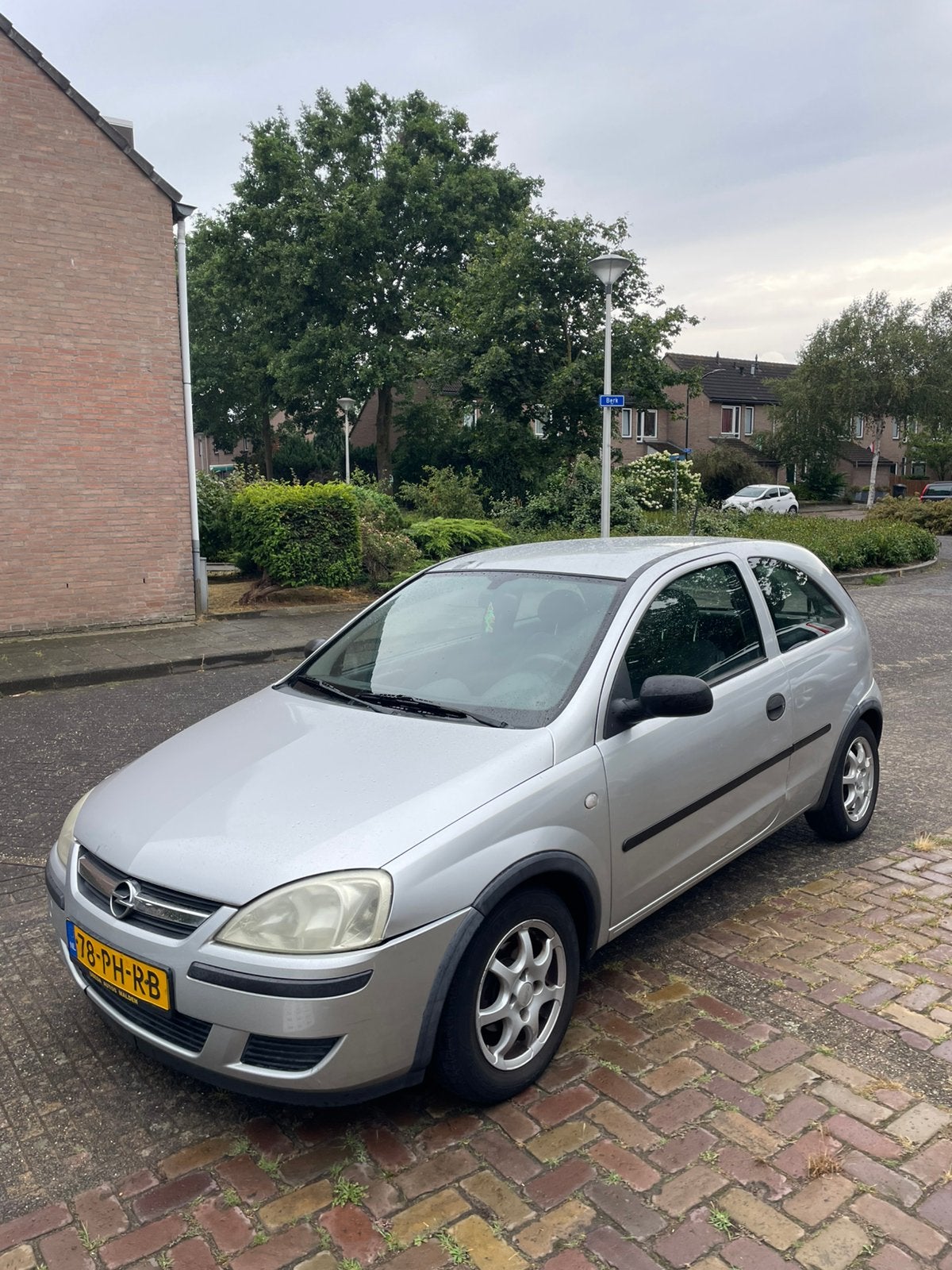 Opel Corsa 1.2 16V 3D Easytronic 2004 Grijs, Auto's, Automaat, Airbags, 4 cilinders, 1198 cc