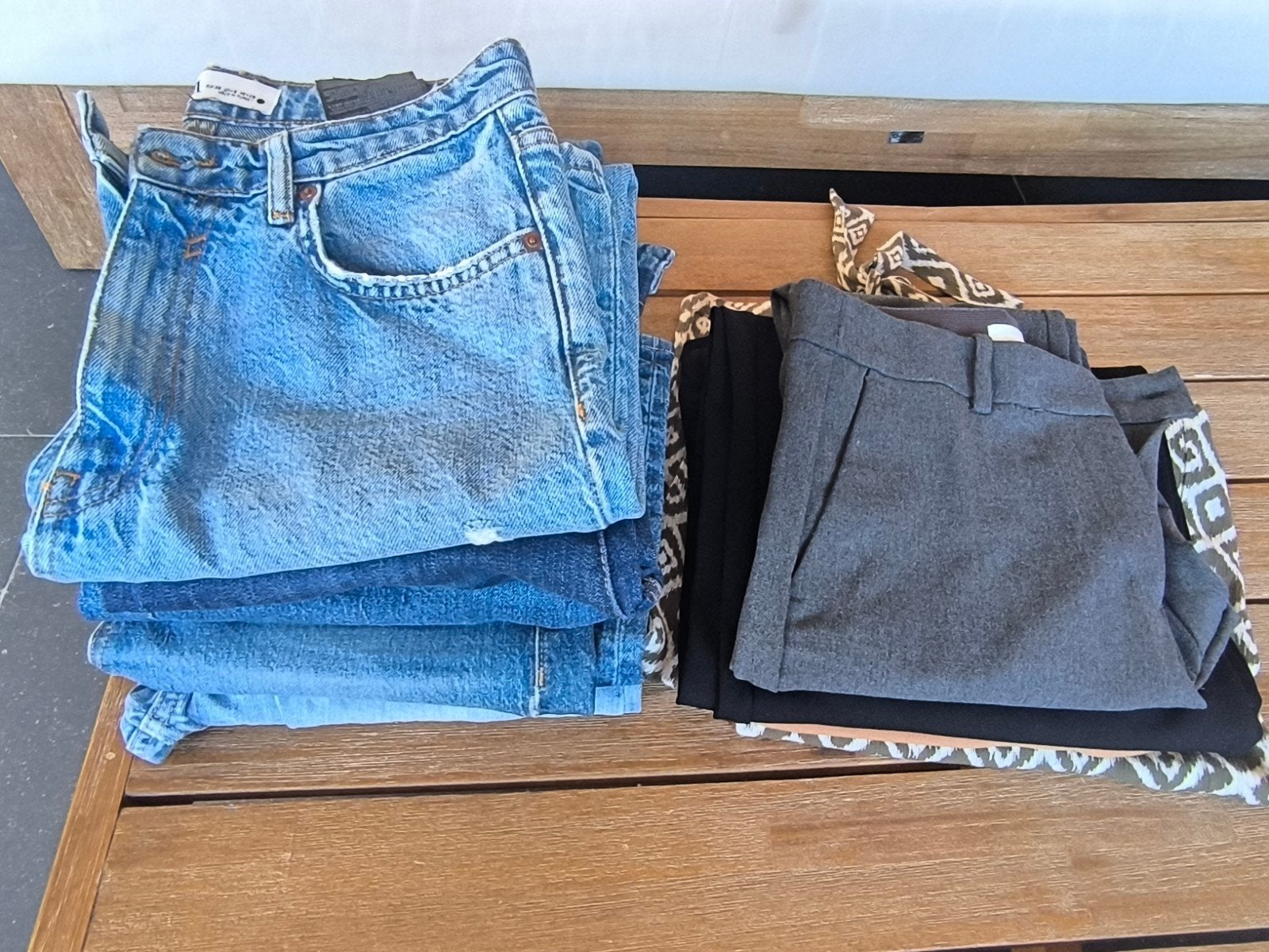 9 broeken. Zara,..., Ophalen, Maat 38/40 (M)