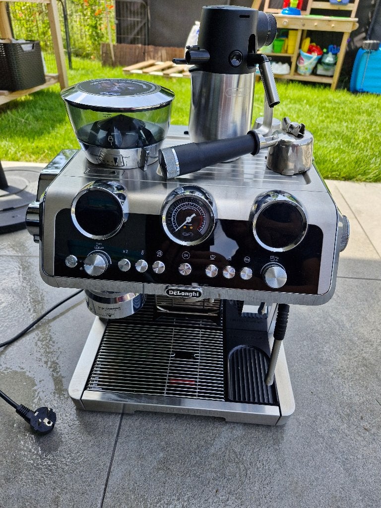 DELONGHI La Specialista Maestro EC9885.M, Ophalen, Zo goed als nieuw, Gemalen koffie, Combi