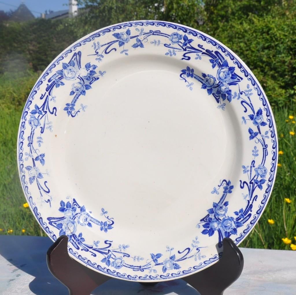 plat rond faience boch keramis decor rosa, Enlèvement ou Envoi