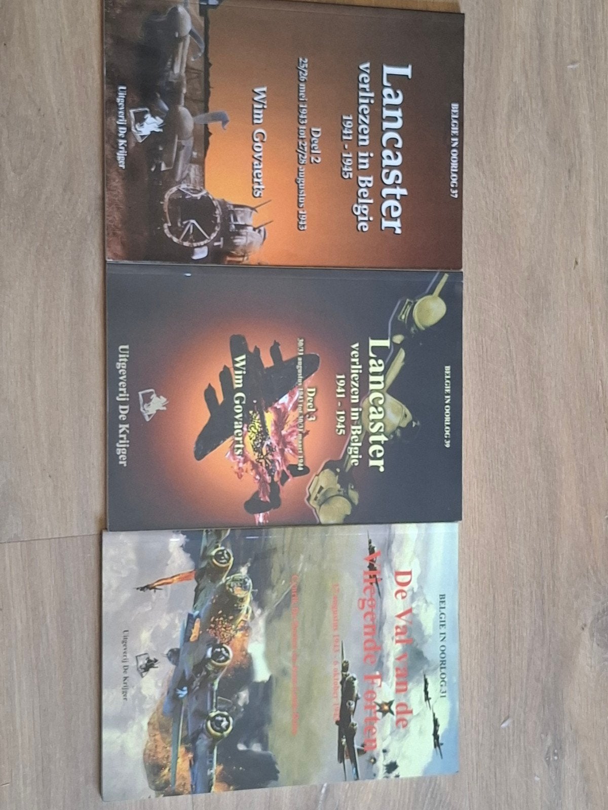 belgie in oorlog, Lancasters, nr 31, 37, 39 uitgeverij de Kr, Enlèvement