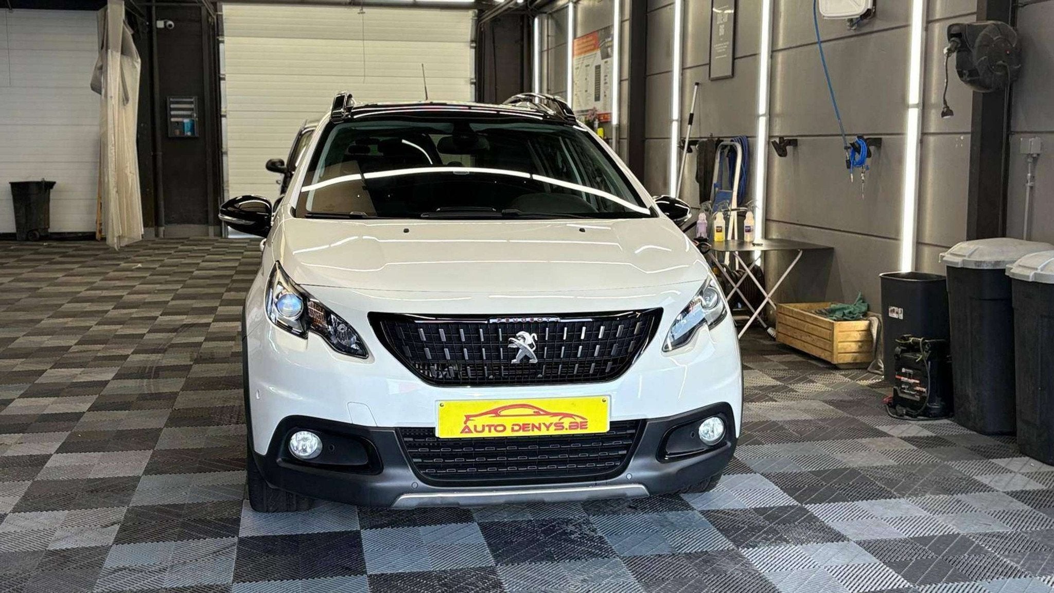Peugeot 2008 benz AUTOMATIQUE Euro 6 bj. 2019 126595km, https://public.car-pass.be/vhr/e2c112e1-c2f8-46e7-aacb-94ff24727b80, Achat