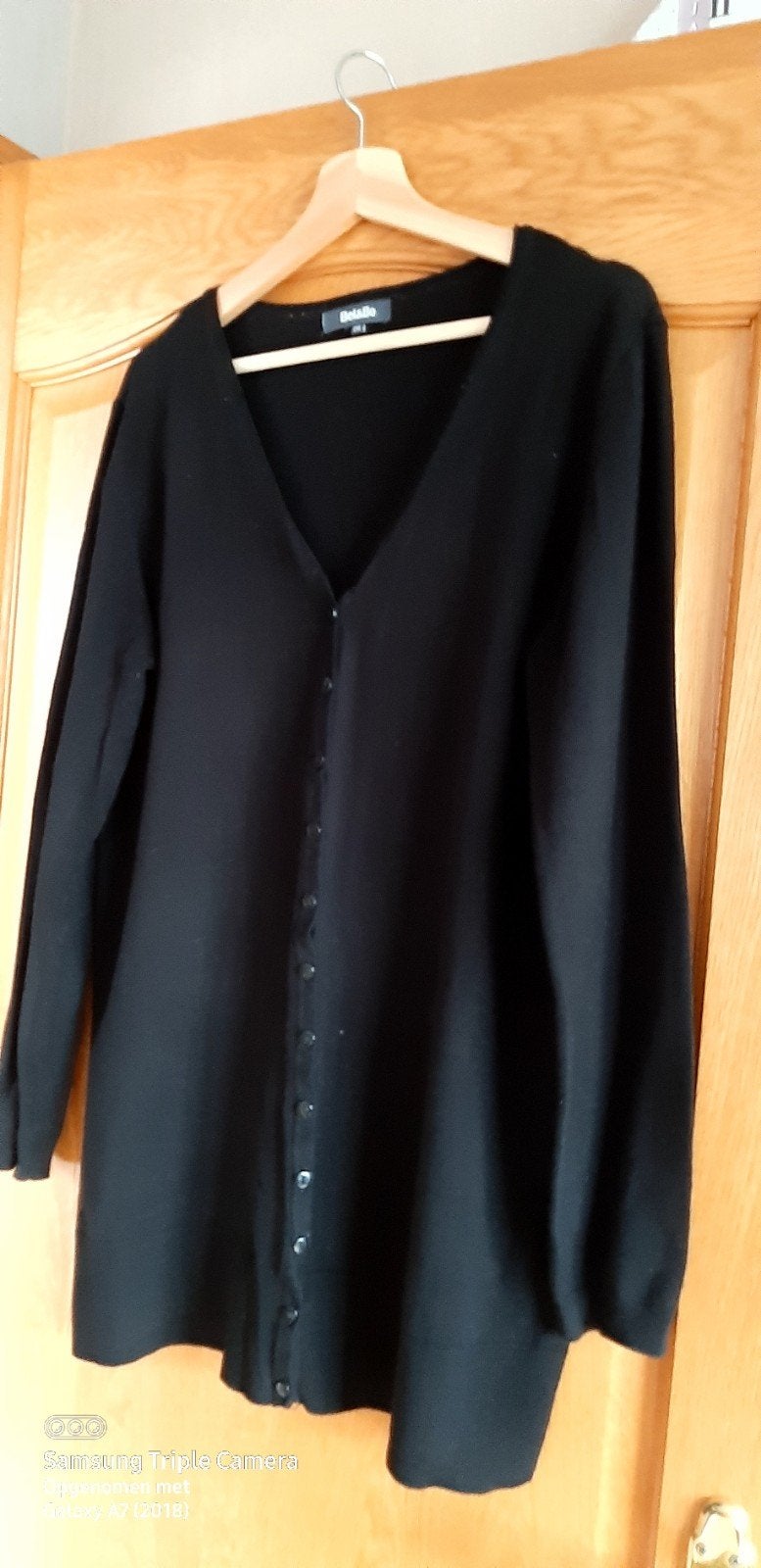 Gilet noir à col en V, taille XL, Enlèvement ou Envoi, Porté, Taille 46/48 (XL) ou plus grande, Noir