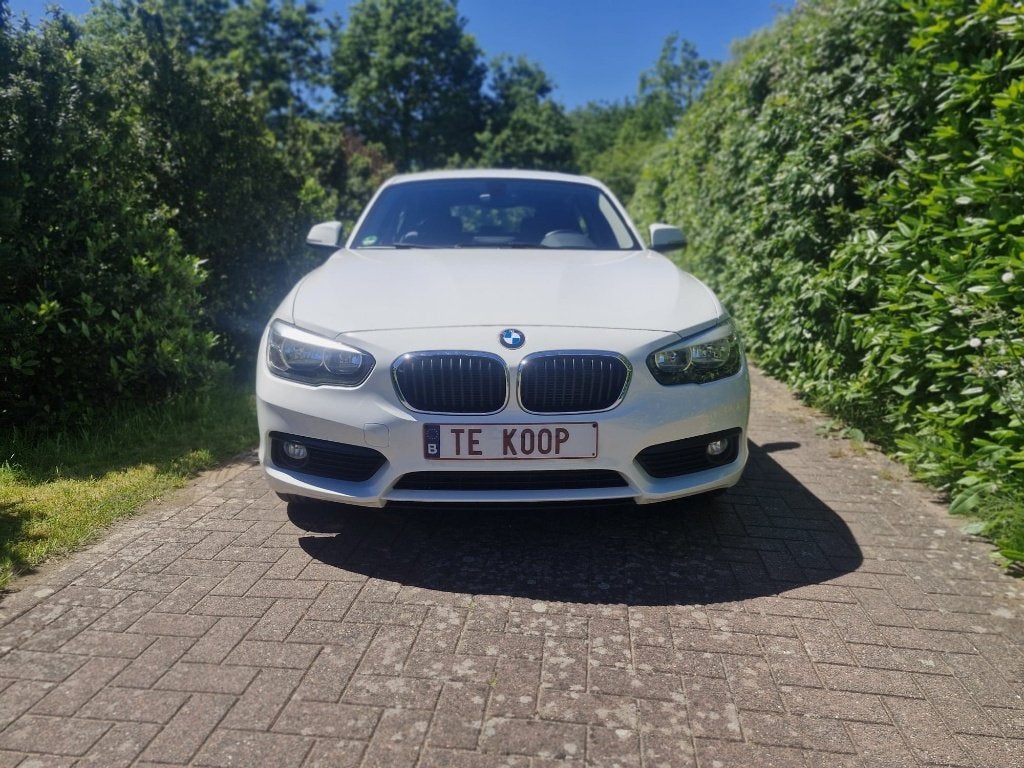 bmw 116i benzine euro6 57dkm gekeurd vvk en 1j garantie, Auto's, BMW, Bluetooth, Wit, 5 deurs, 3 cilinders