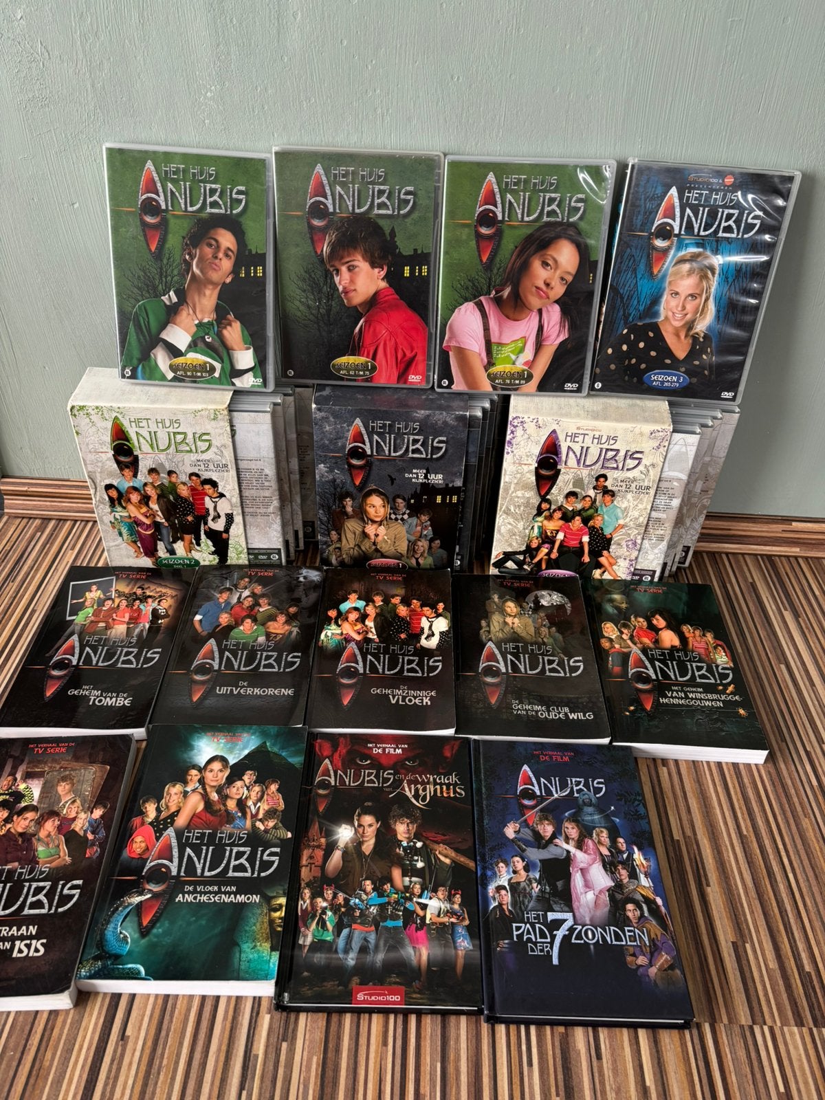 HET HUIS ANUBIS FILMBOEK : HET PAD DER 7 ZONDEN, Ophalen of Verzenden