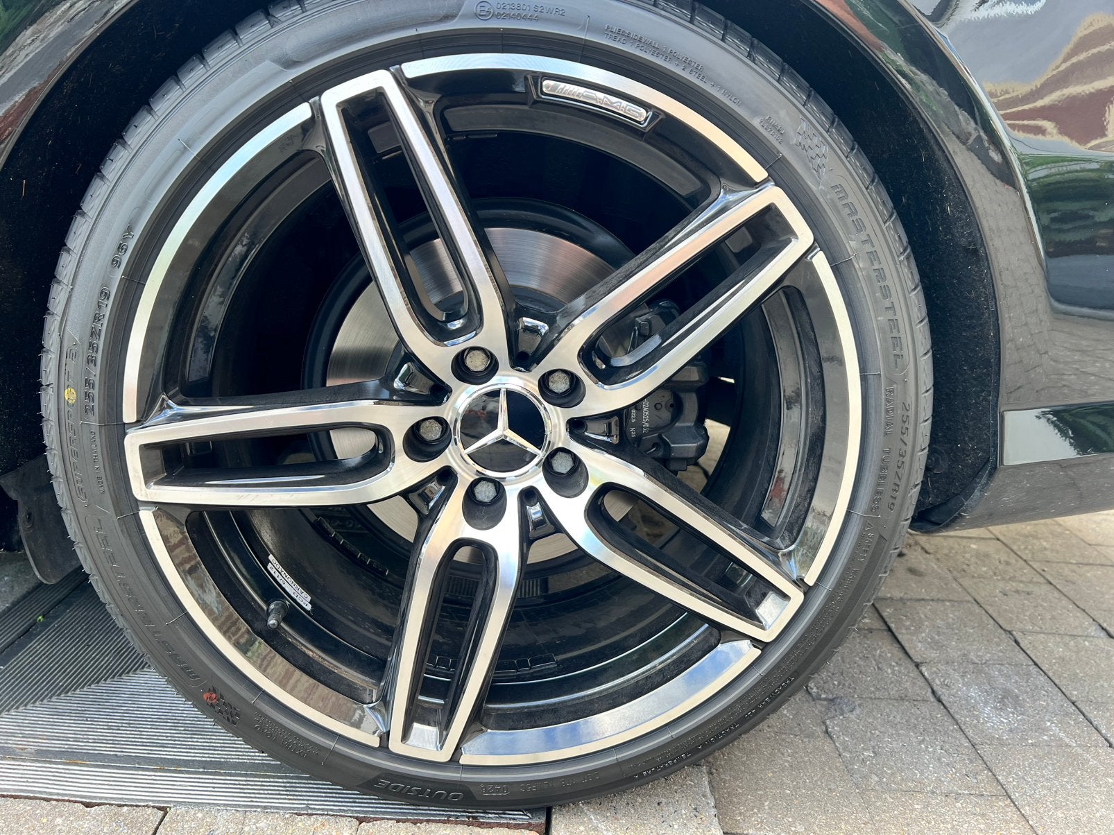 Jantes 19 amg neuve !!, Autos : Pièces & Accessoires, Pneus & Jantes, Enlèvement ou Envoi, Pneu(s)