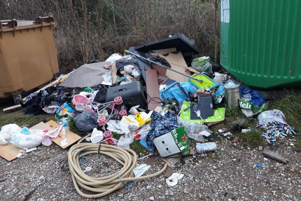 Évacuation de déchets encombrants 0456 87 34 75 WhatsApp, Enlèvement, Utilisé