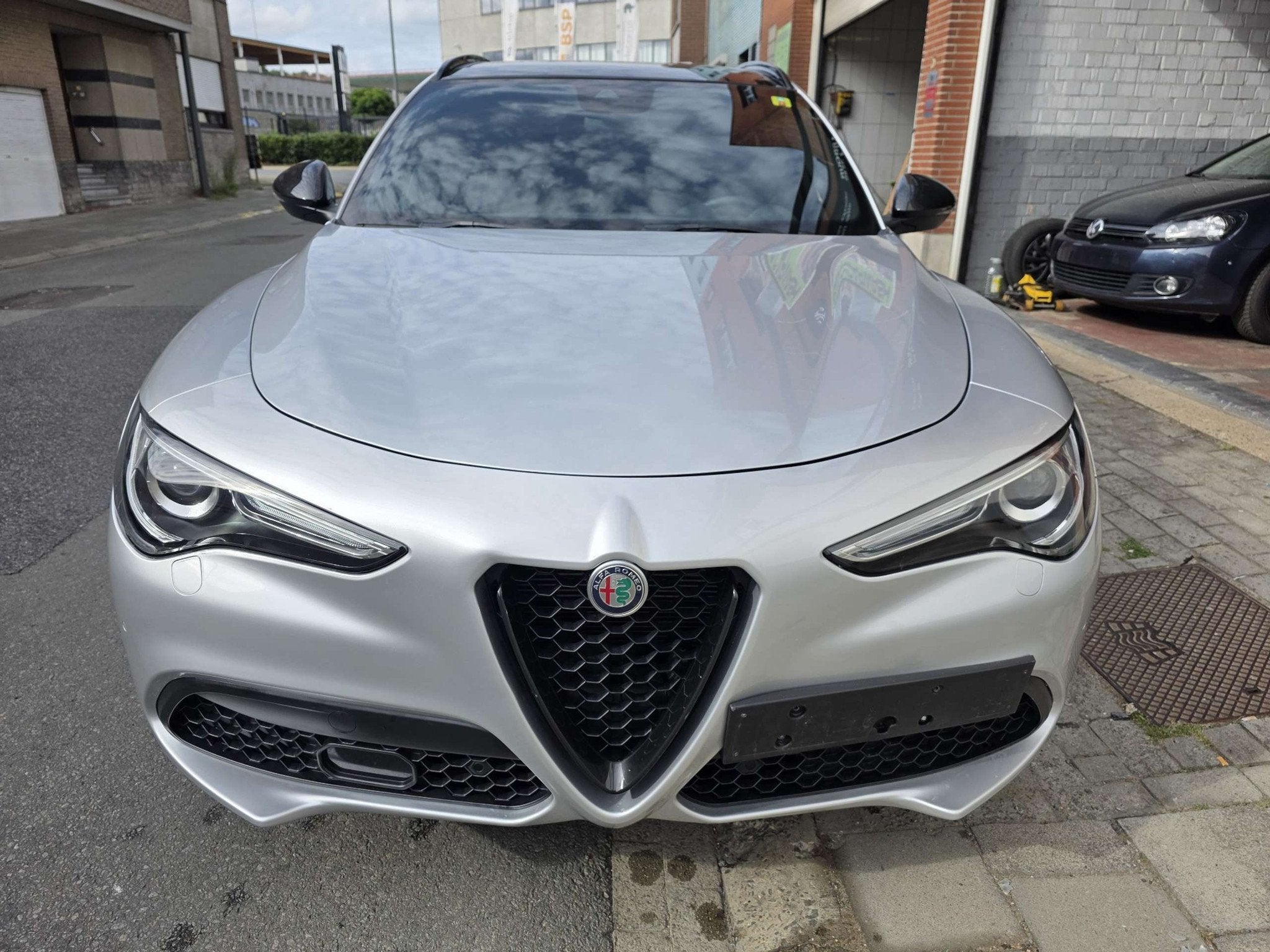 Alfa Romeo Stelvio Stelvio 2.0 T AWD Sport (EU6d-TEMP), Cuir, Argent ou Gris, Achat, Euro 6
