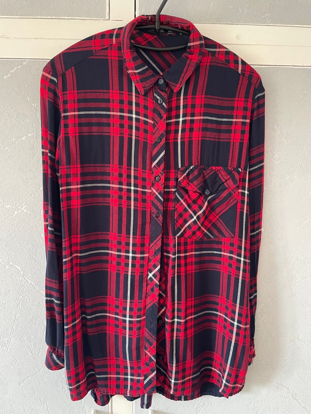 Chemise a carreaux rouge bershka taille S, Enlèvement, Comme neuf, Rouge
