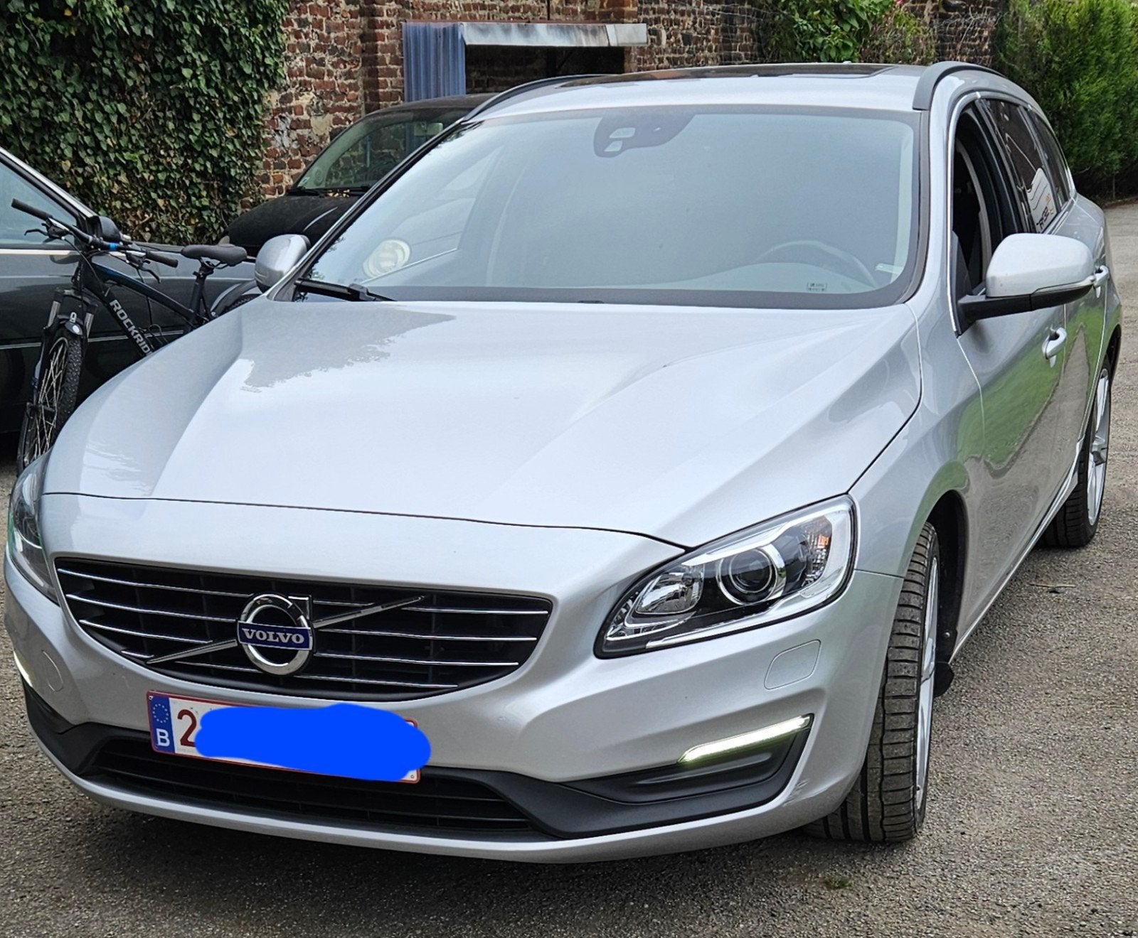 Volvo V60 Euro 6 Toit ouvrant, Autos, Argent ou Gris, Achat, Euro 6, Boîte manuelle