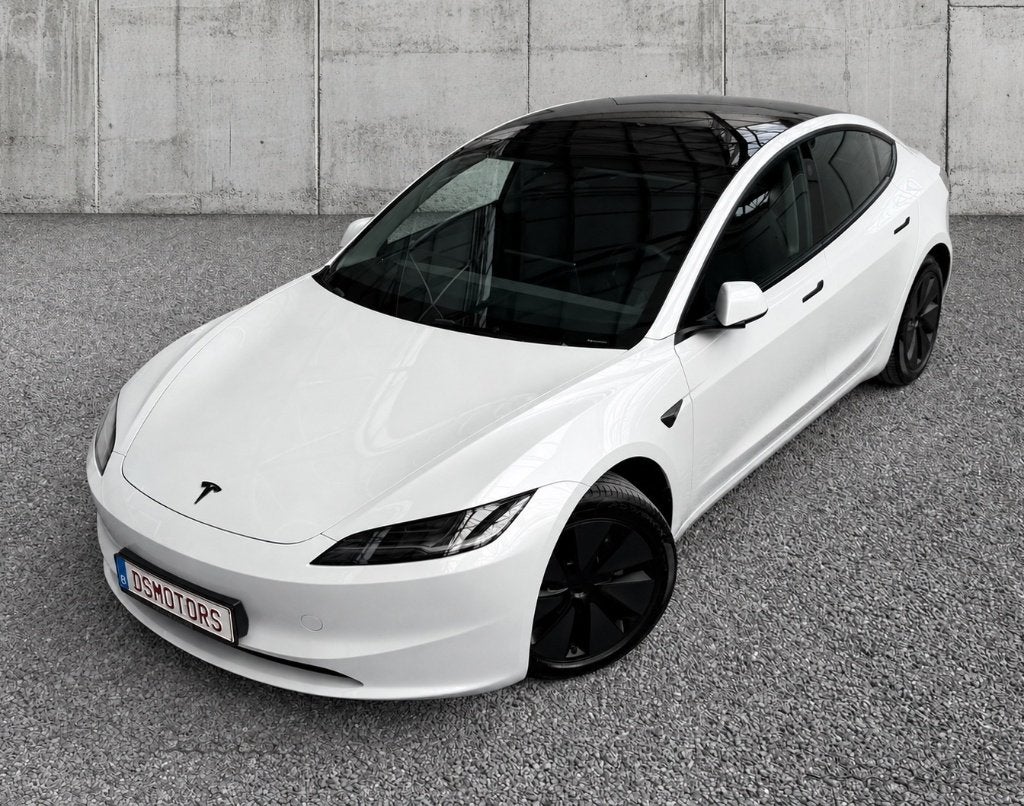 Tesla Model 3 RWD Highland | MY24 | LFP | Premium versie!, Autos, Achat, Noir, 0 cylindres, Automatique