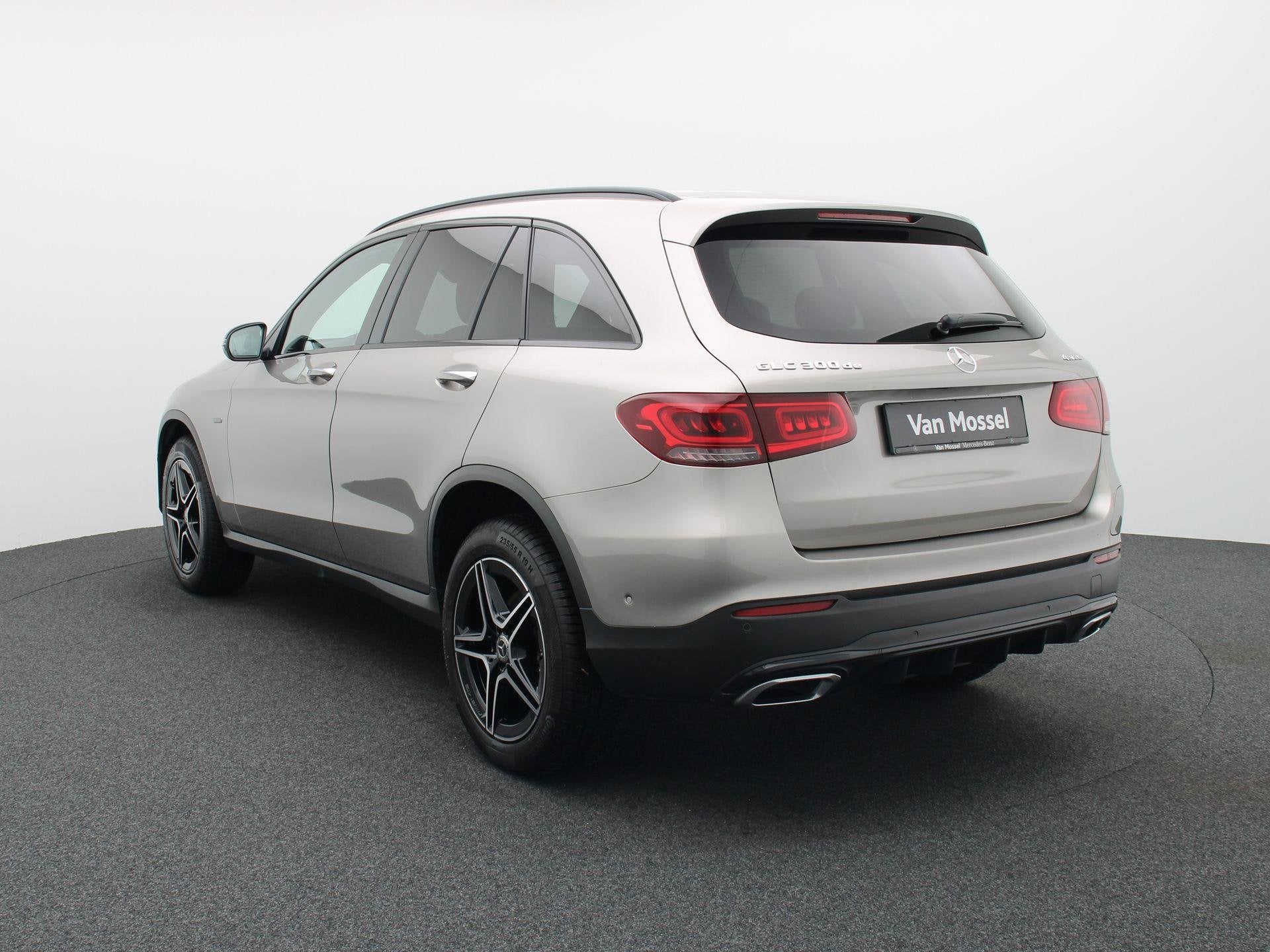 Mercedes-Benz GLC 300 de AMG LINE + PANO DAK + BURMESTER + C, Autos, Argent ou Gris, 143 kW, Euro 6, Entreprise