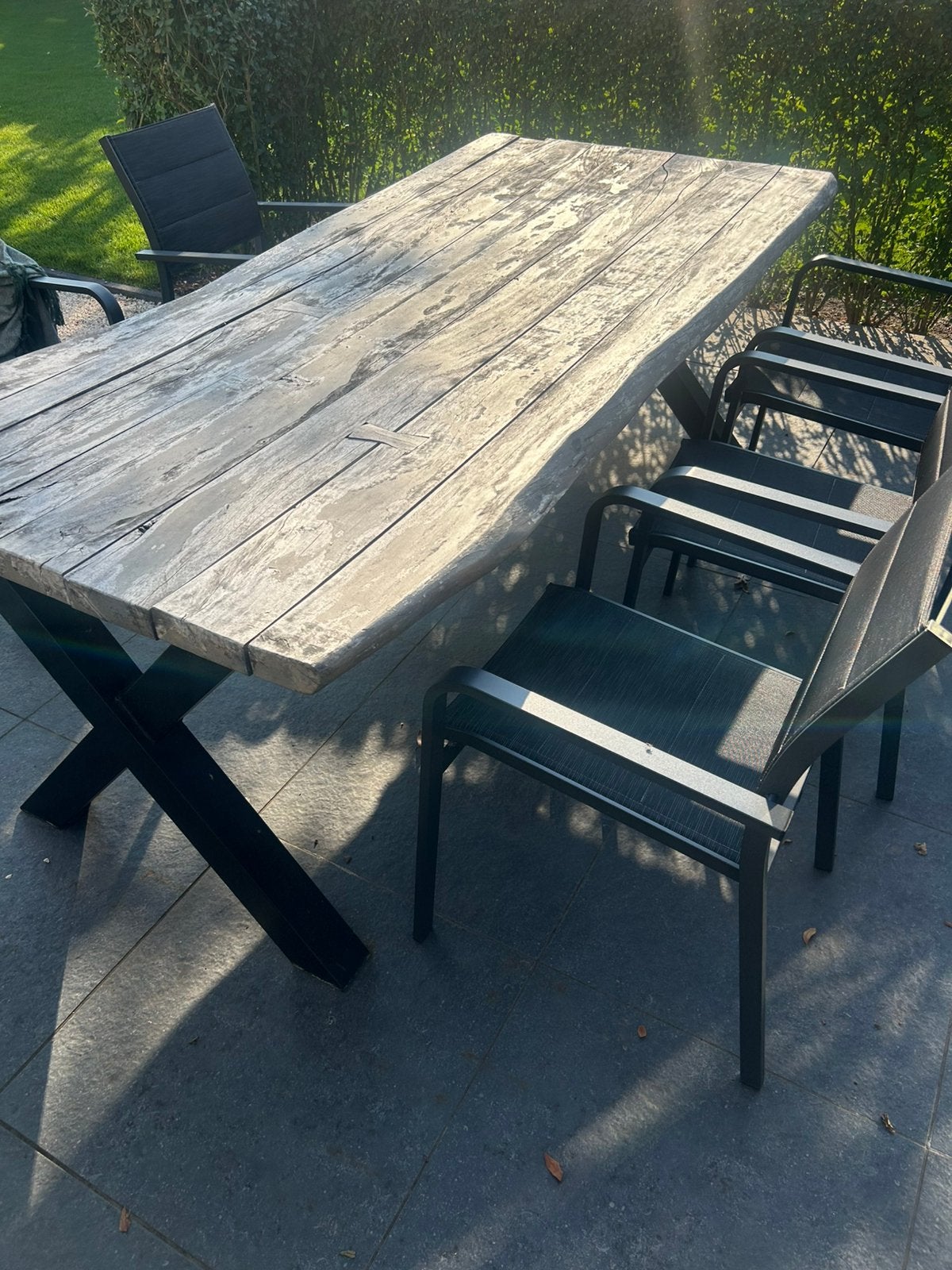 Tuintafel, Ophalen, Zo goed als nieuw